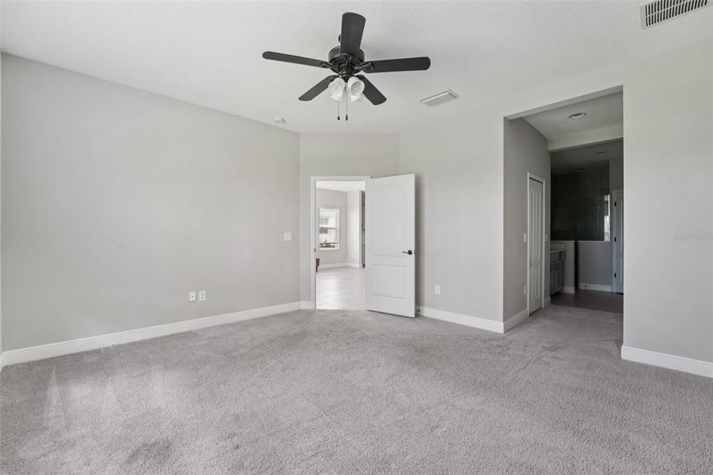 For Rent: $2,200 (2 beds, 2 baths, 1525 Square Feet)