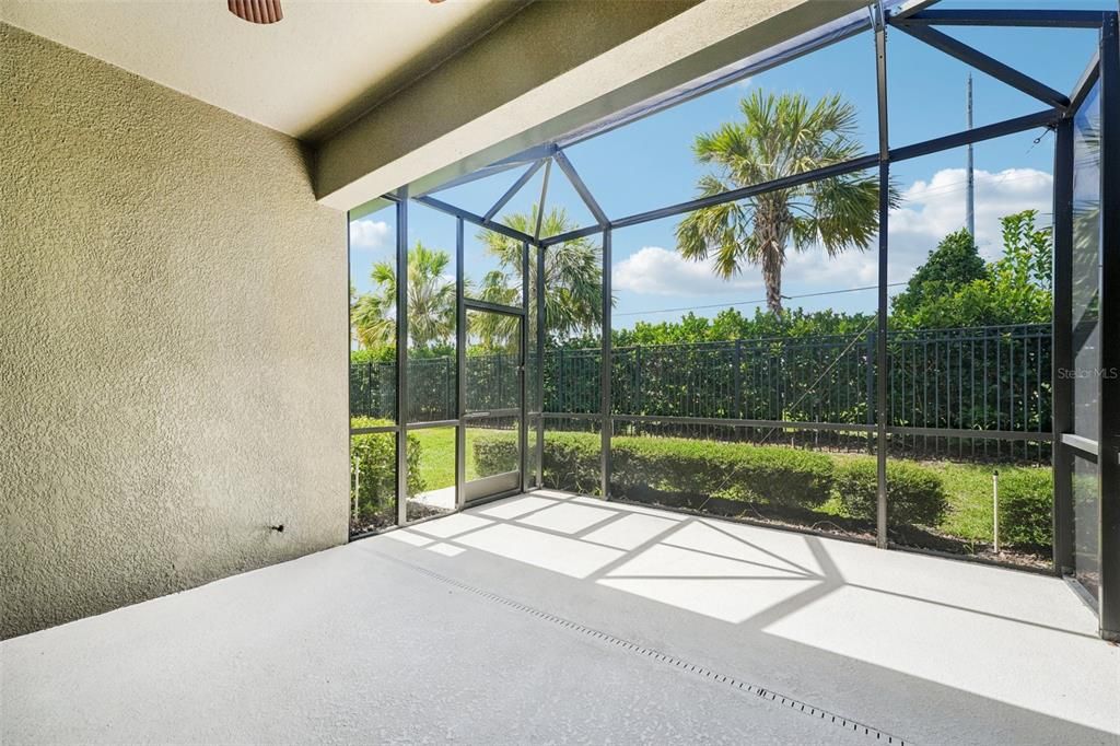 For Rent: $2,200 (2 beds, 2 baths, 1525 Square Feet)
