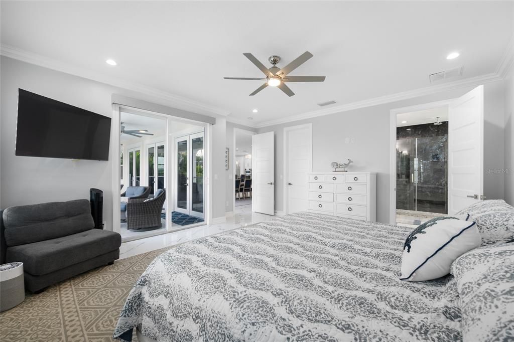 Activo con contrato: $1,525,000 (5 camas, 3 baños, 3218 Pies cuadrados)
