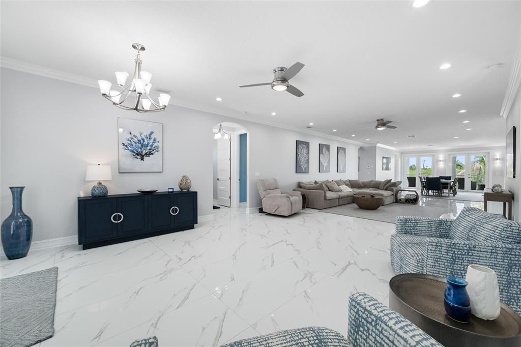 Activo con contrato: $1,525,000 (5 camas, 3 baños, 3218 Pies cuadrados)