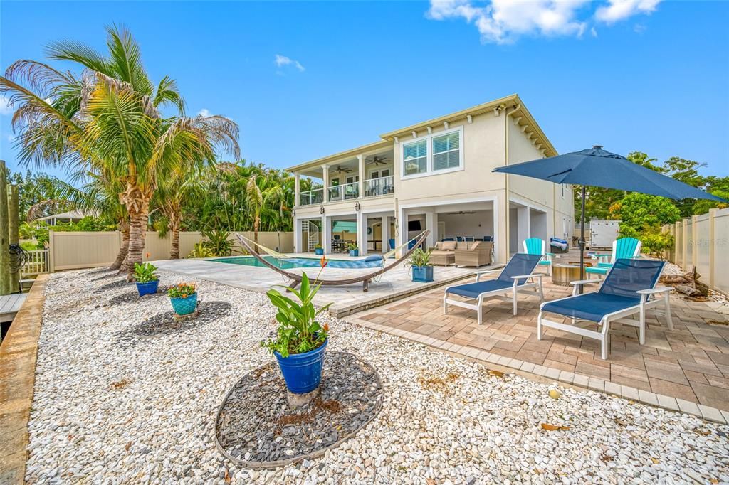 Activo con contrato: $1,525,000 (5 camas, 3 baños, 3218 Pies cuadrados)