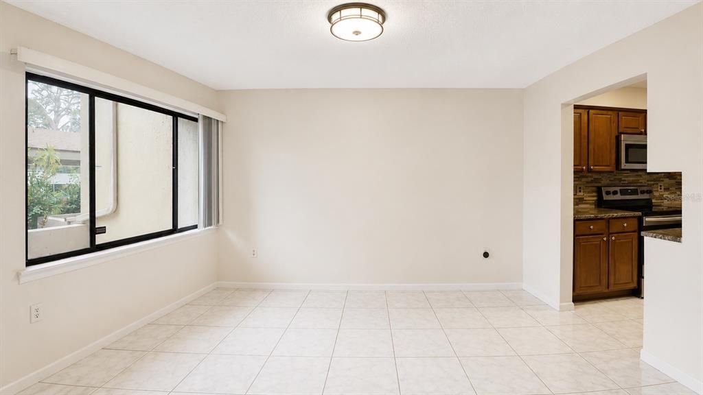 En Venta: $199,000 (2 camas, 2 baños, 1263 Pies cuadrados)