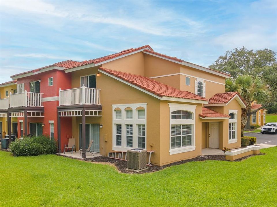 En Venta: $344,900 (4 camas, 3 baños, 1645 Pies cuadrados)