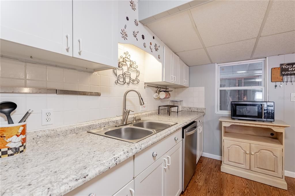 En Venta: $199,000 (2 camas, 2 baños, 1556 Pies cuadrados)