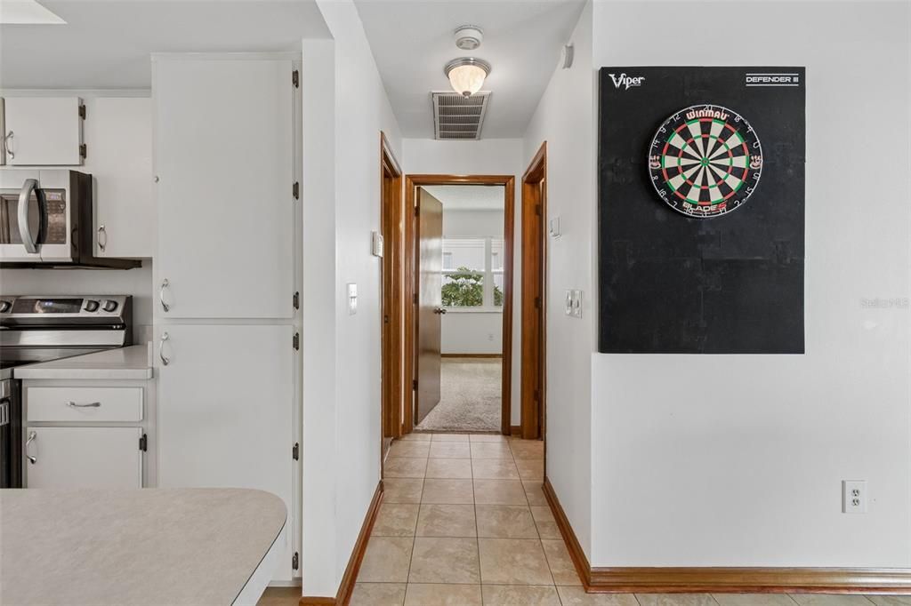 En Venta: $345,000 (2 camas, 2 baños, 1067 Pies cuadrados)