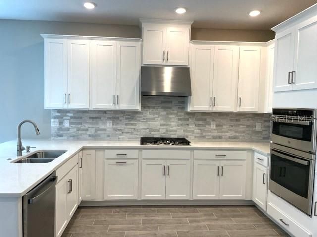 For Rent: $3,195 (4 beds, 3 baths, 3000 Square Feet)