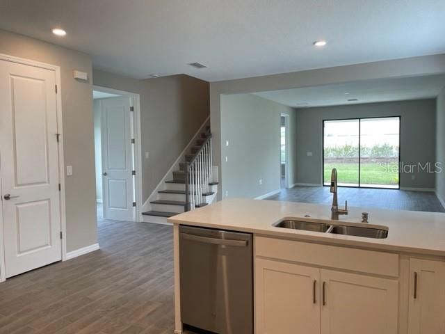 For Rent: $3,195 (4 beds, 3 baths, 3000 Square Feet)