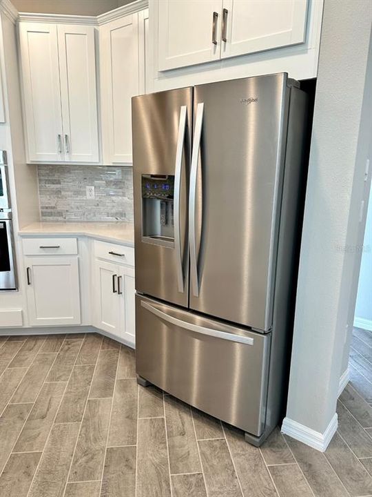 For Rent: $3,195 (4 beds, 3 baths, 3000 Square Feet)