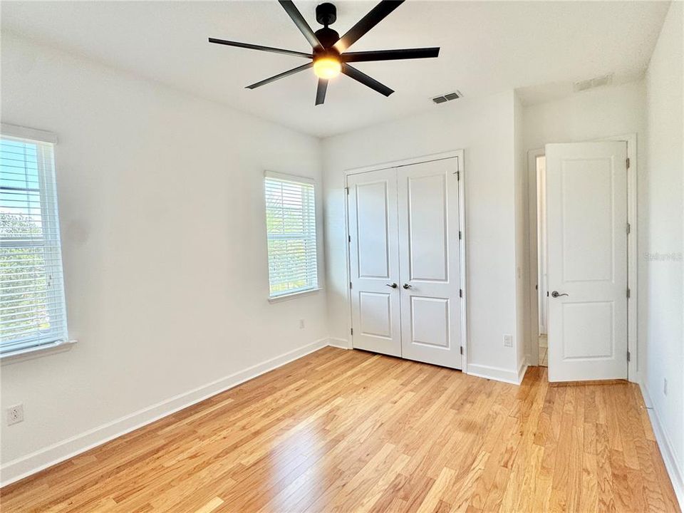 For Rent: $2,000 (1 beds, 1 baths, 900 Square Feet)
