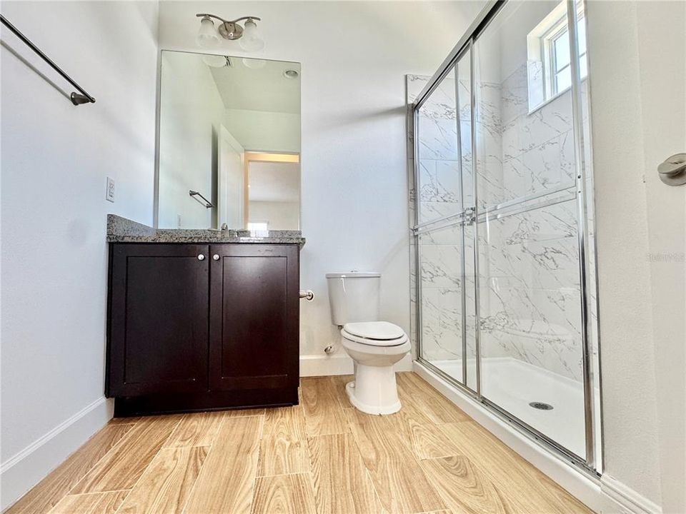 For Rent: $2,000 (1 beds, 1 baths, 900 Square Feet)