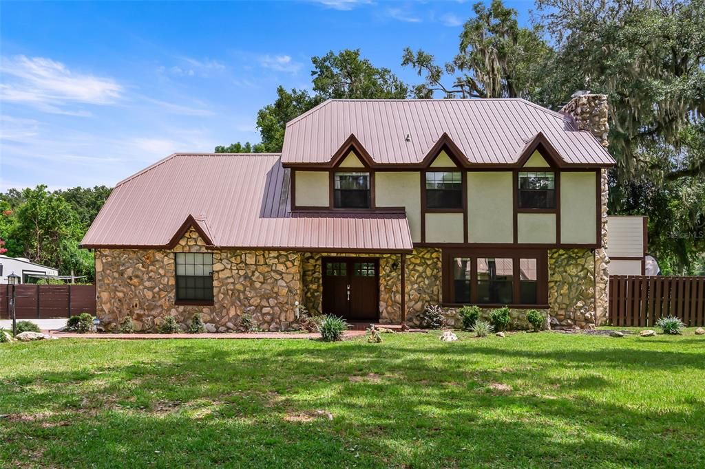En Venta: $455,000 (3 camas, 2 baños, 2050 Pies cuadrados)