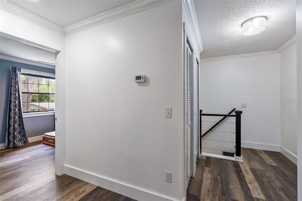 En Venta: $455,000 (3 camas, 2 baños, 2050 Pies cuadrados)