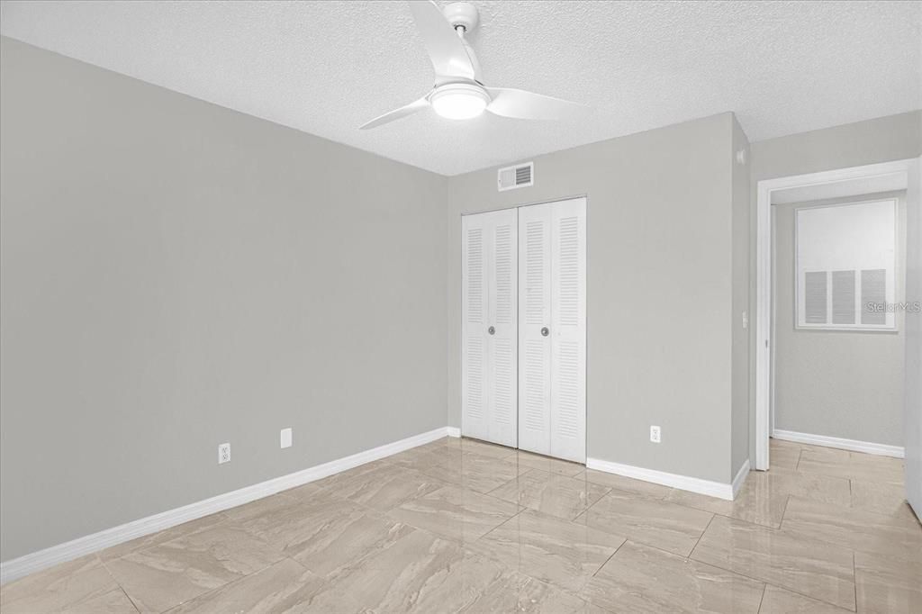 For Rent: $1,900 (3 beds, 2 baths, 1237 Square Feet)