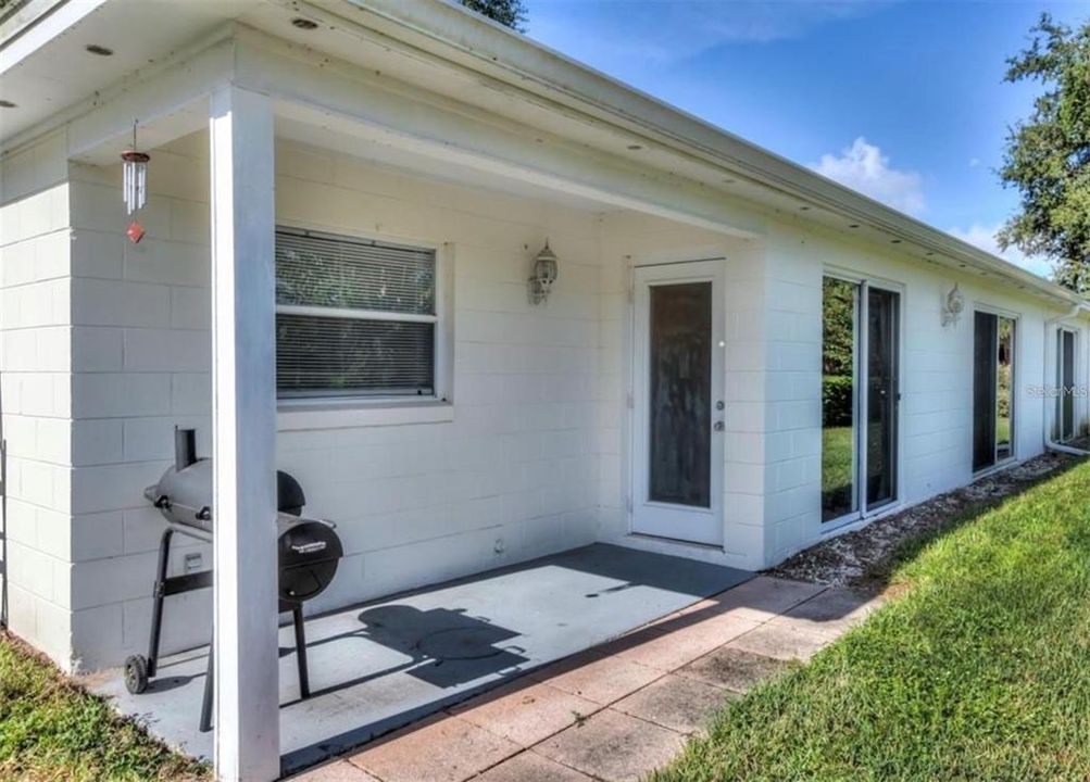 For Sale: $209,000 (3 beds, 2 baths, 1282 Square Feet)