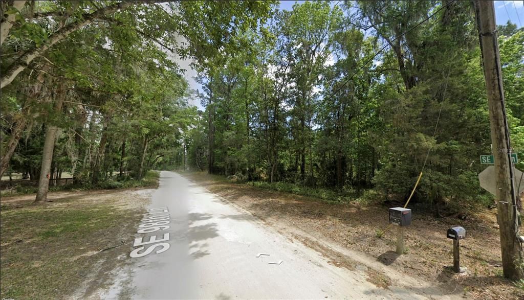 待售: $140,000 (1.30 acres)