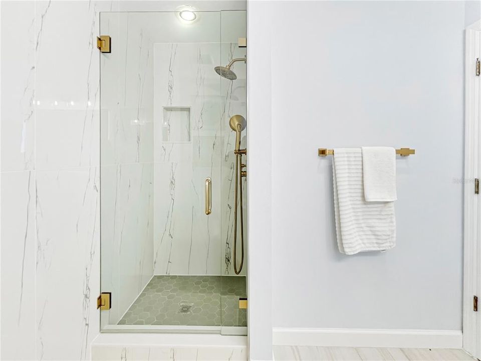 For Rent: $4,500 (3 beds, 3 baths, 1439 Square Feet)
