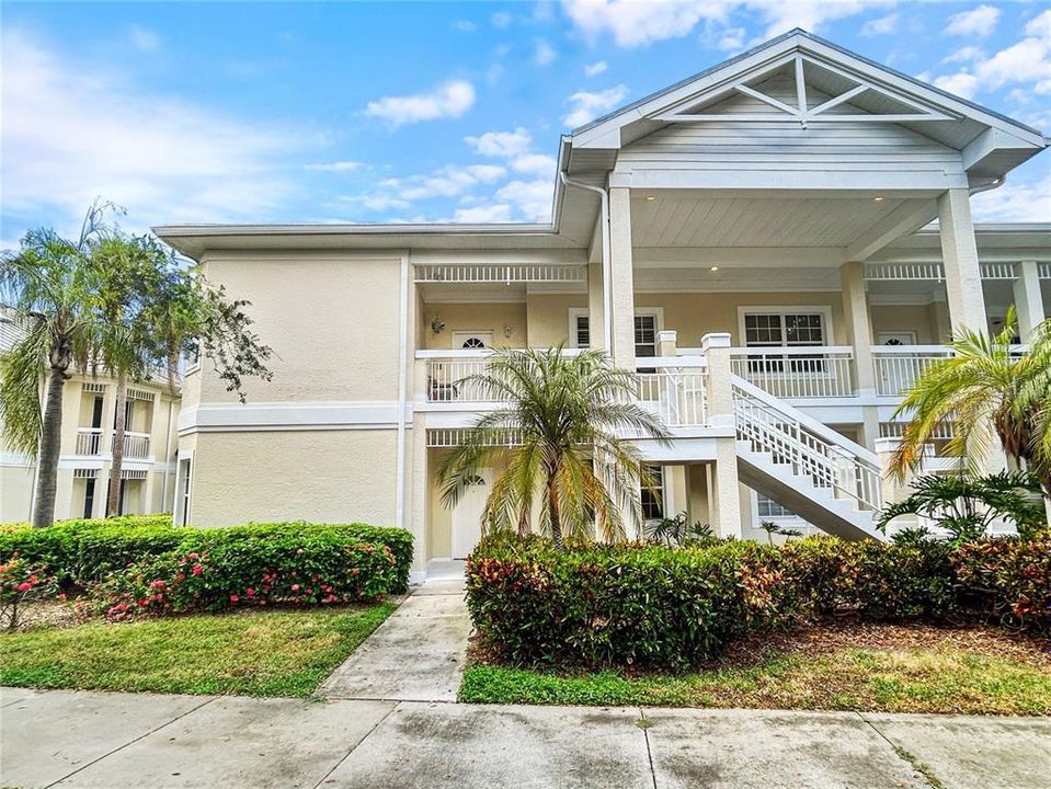 For Rent: $4,500 (3 beds, 3 baths, 1439 Square Feet)