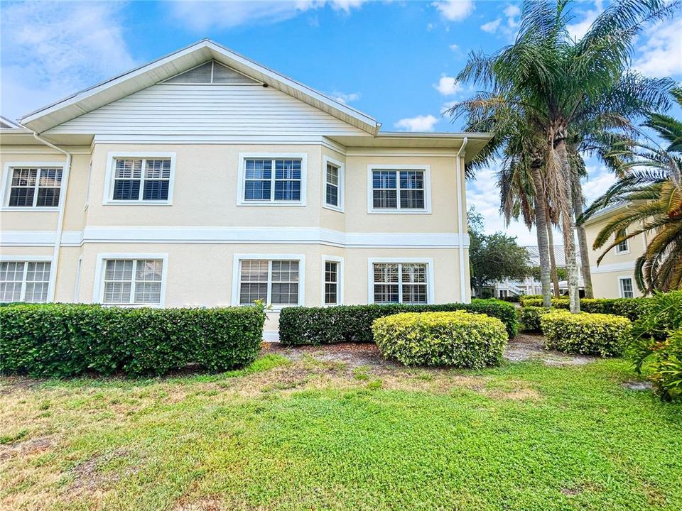 For Rent: $4,500 (3 beds, 3 baths, 1439 Square Feet)