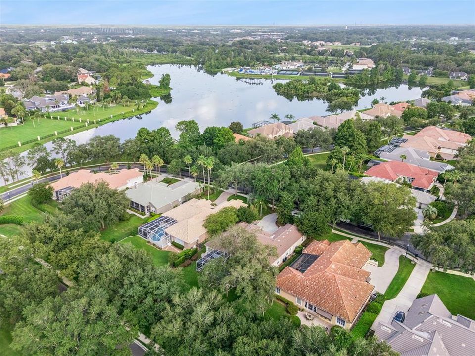 Activo con contrato: $925,000 (4 camas, 3 baños, 3066 Pies cuadrados)