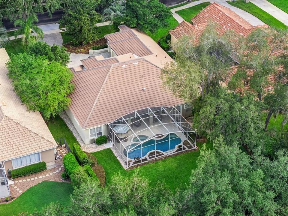 Activo con contrato: $925,000 (4 camas, 3 baños, 3066 Pies cuadrados)