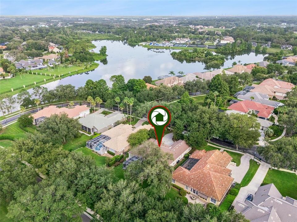 Activo con contrato: $925,000 (4 camas, 3 baños, 3066 Pies cuadrados)