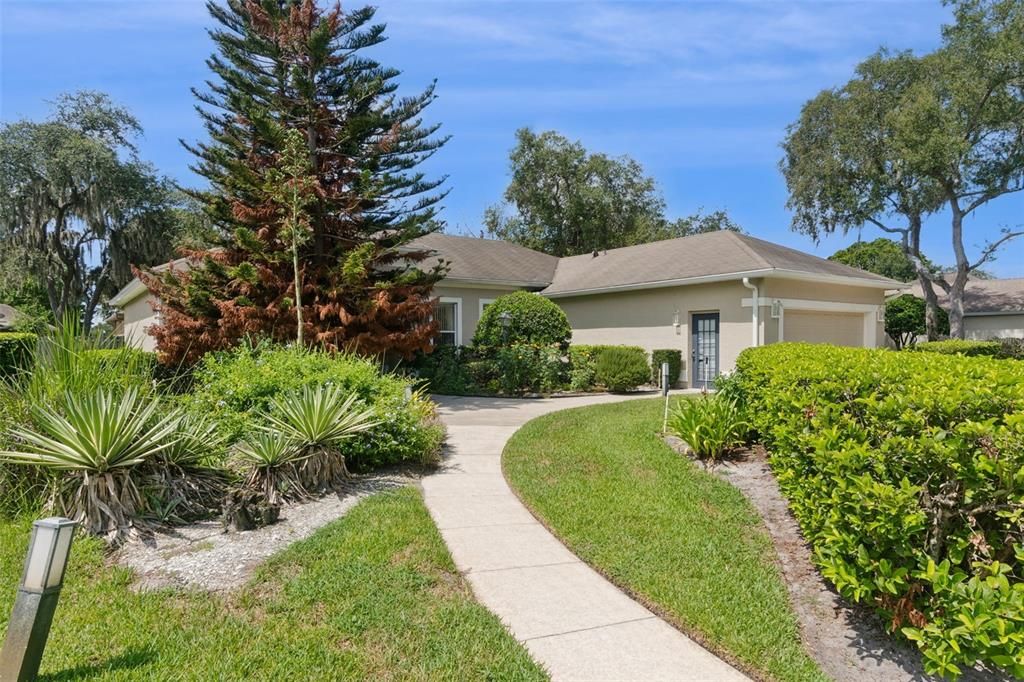 For Sale: $415,000 (3 beds, 2 baths, 1965 Square Feet)