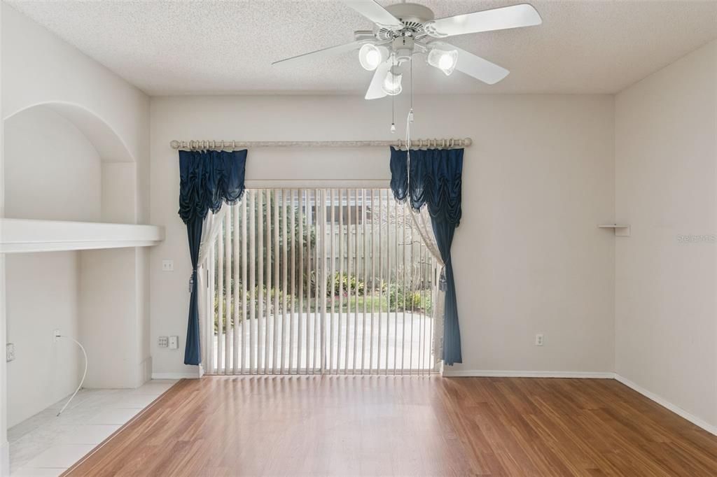 For Sale: $415,000 (3 beds, 2 baths, 1965 Square Feet)