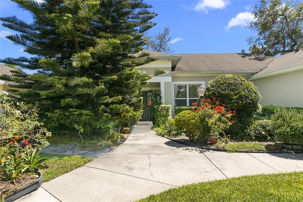 For Sale: $415,000 (3 beds, 2 baths, 1965 Square Feet)