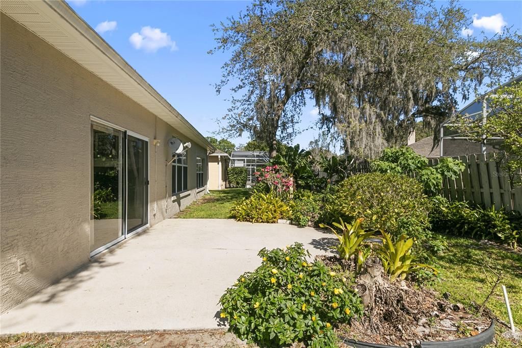 For Sale: $415,000 (3 beds, 2 baths, 1965 Square Feet)