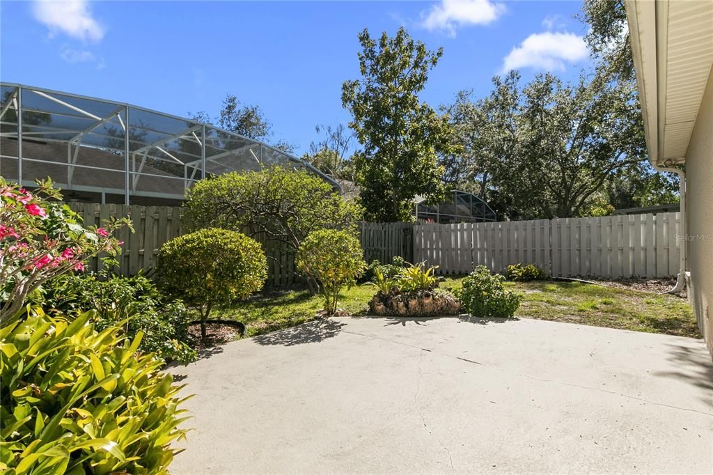 For Sale: $415,000 (3 beds, 2 baths, 1965 Square Feet)