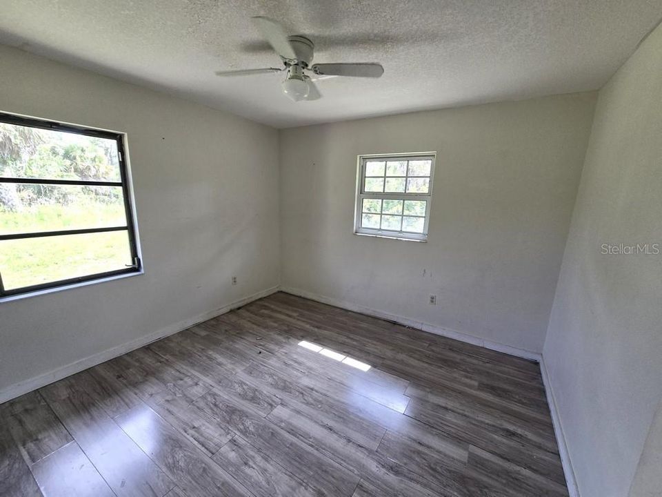 En Venta: $249,900 (3 camas, 2 baños, 1647 Pies cuadrados)