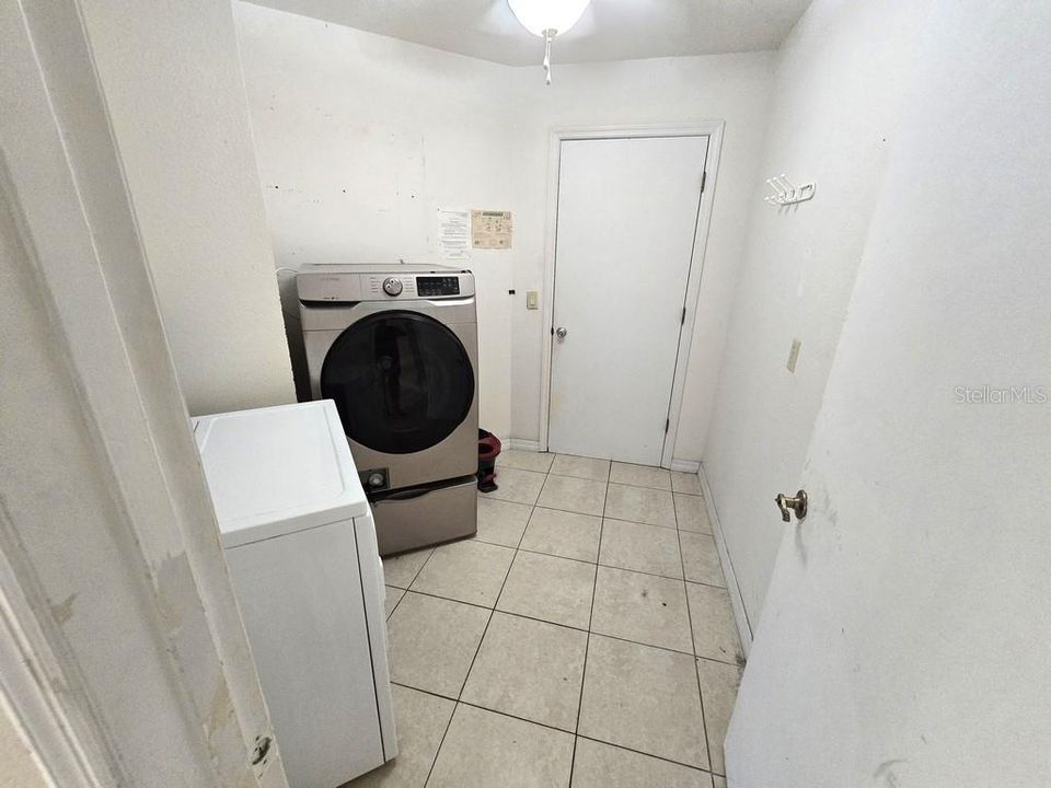 En Venta: $249,900 (3 camas, 2 baños, 1647 Pies cuadrados)