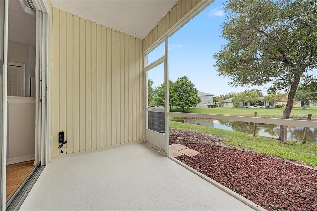 For Sale: $249,900 (2 beds, 1 baths, 1134 Square Feet)
