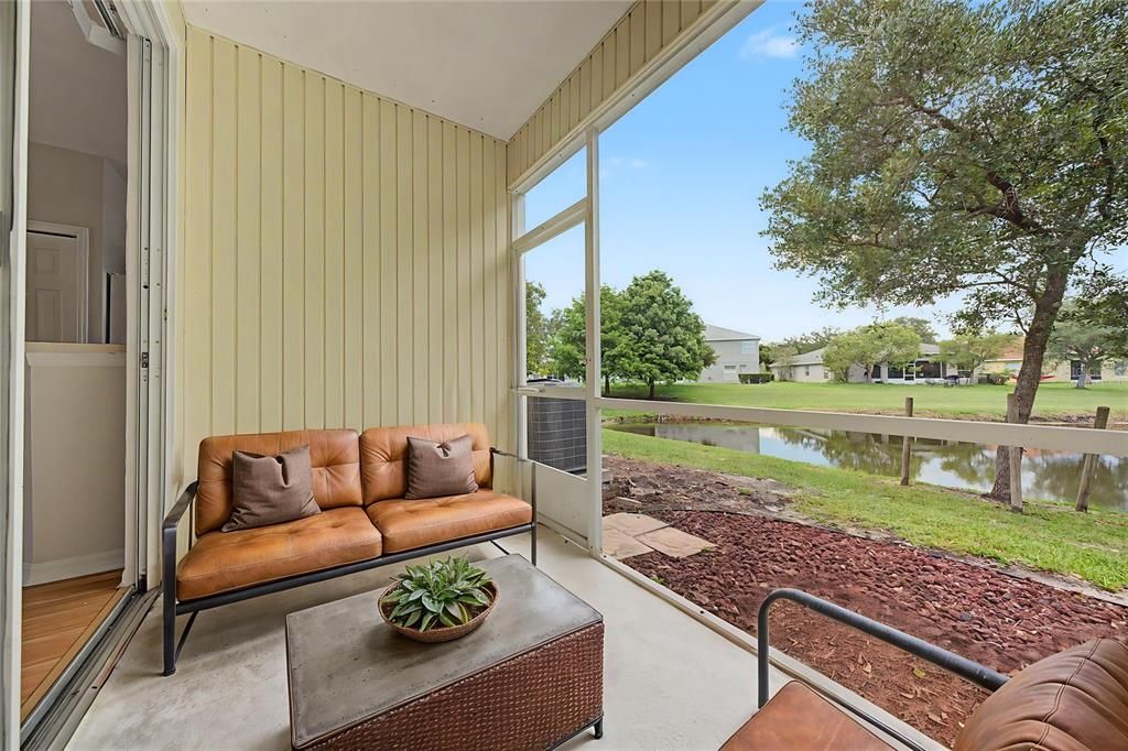 For Sale: $249,900 (2 beds, 1 baths, 1134 Square Feet)
