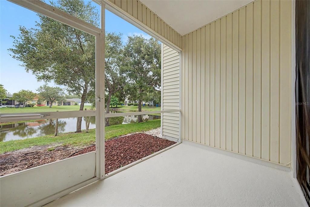 For Sale: $249,900 (2 beds, 1 baths, 1134 Square Feet)