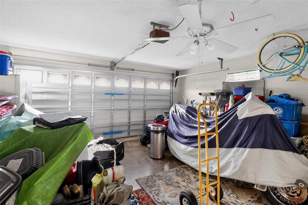 For Sale: $245,000 (3 beds, 2 baths, 1302 Square Feet)