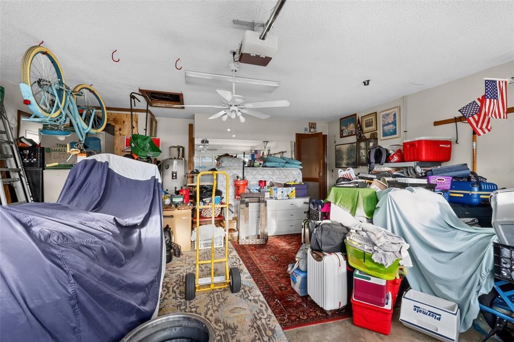 For Sale: $245,000 (3 beds, 2 baths, 1302 Square Feet)
