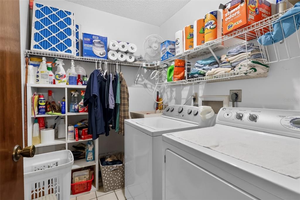 For Sale: $245,000 (3 beds, 2 baths, 1302 Square Feet)