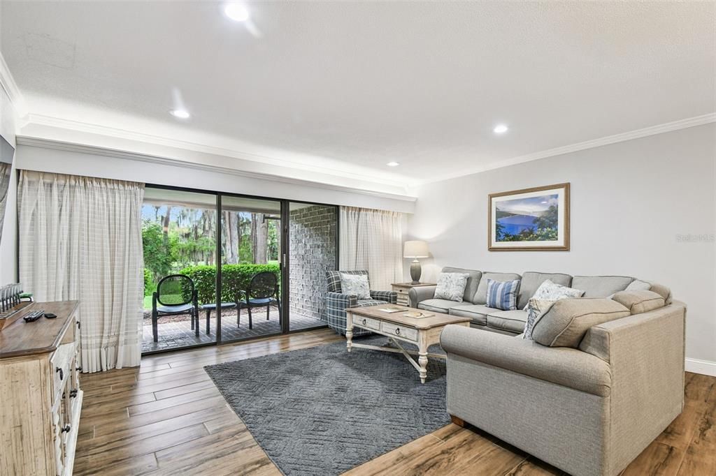 En Venta: $274,900 (1 camas, 1 baños, 825 Pies cuadrados)