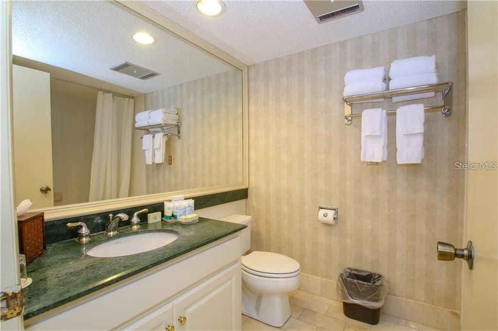 В аренду: $1,200 (2 спален, 2 ванн, 1368 Квадратных фут)