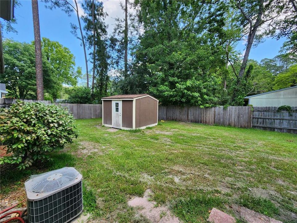For Rent: $2,000 (3 beds, 1 baths, 1058 Square Feet)