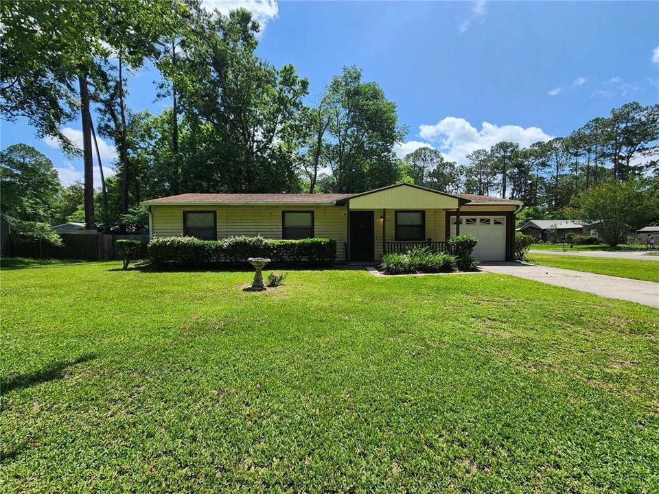 For Rent: $2,000 (3 beds, 1 baths, 1058 Square Feet)