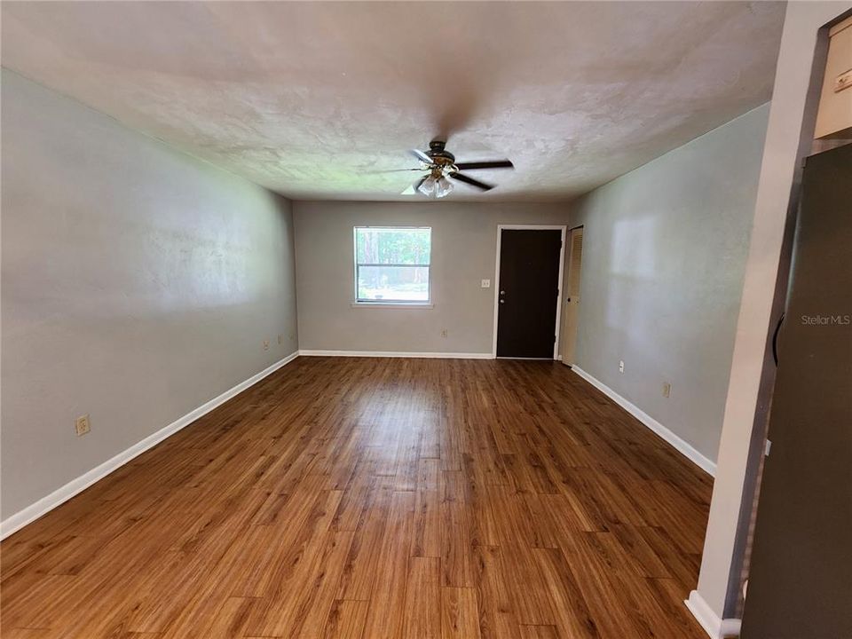 For Rent: $2,000 (3 beds, 1 baths, 1058 Square Feet)