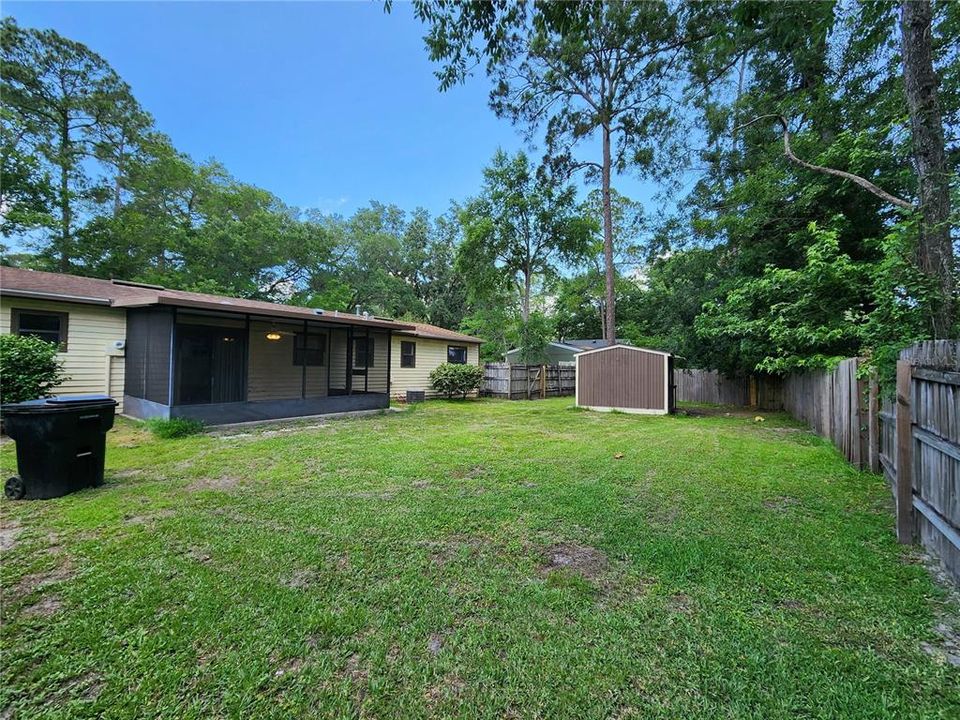 For Rent: $2,000 (3 beds, 1 baths, 1058 Square Feet)