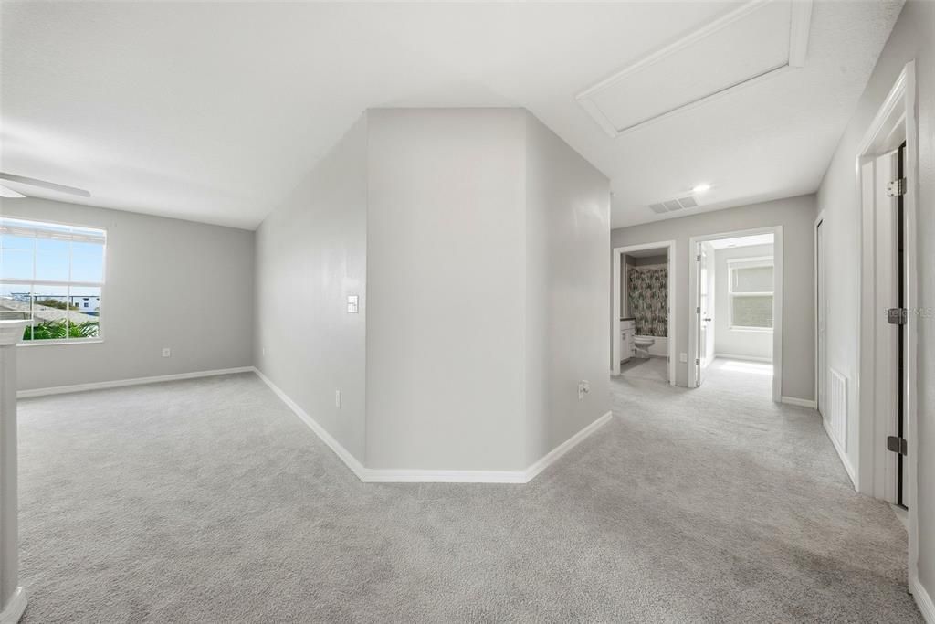 В аренду: $2,700 (4 спален, 2 ванн, 2635 Квадратных фут)