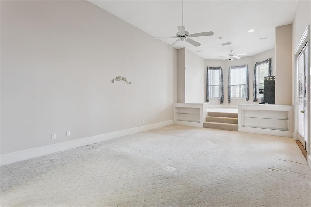 En Venta: $875,000 (4 camas, 3 baños, 4502 Pies cuadrados)