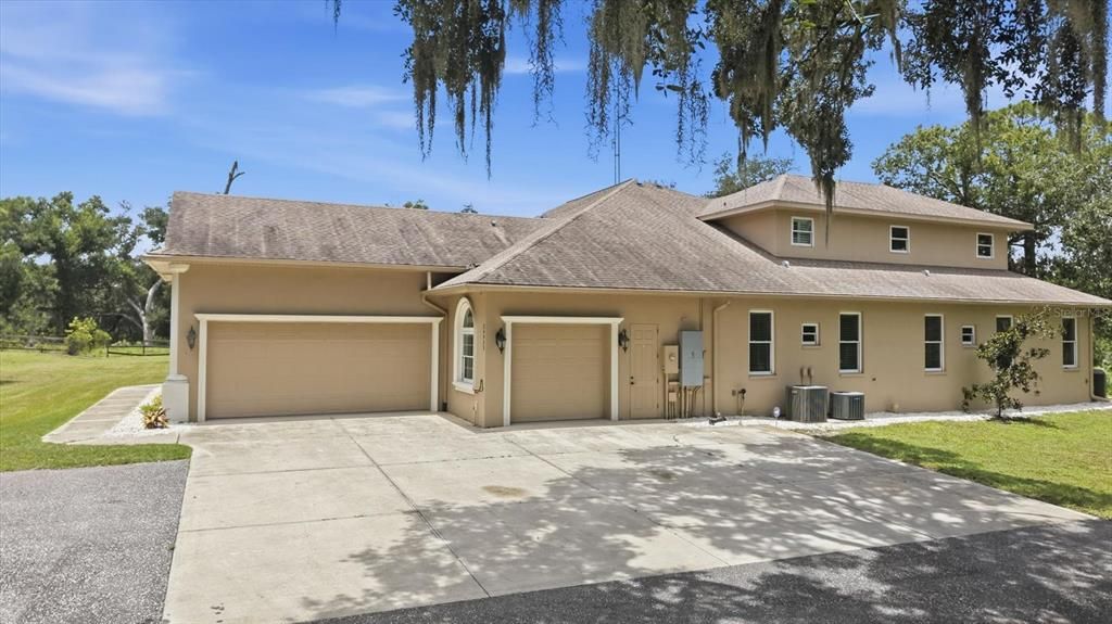 En Venta: $2,500,000 (5 camas, 4 baños, 5047 Pies cuadrados)