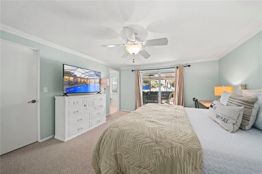 For Sale: $999,900 (3 beds, 2 baths, 1905 Square Feet)
