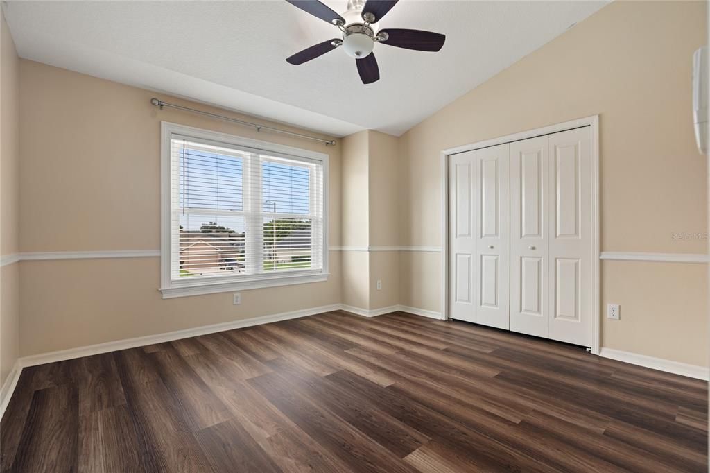 For Sale: $699,000 (5 beds, 3 baths, 3595 Square Feet)