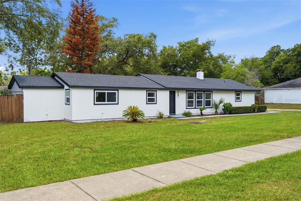 En Venta: $415,000 (4 camas, 3 baños, 1969 Pies cuadrados)